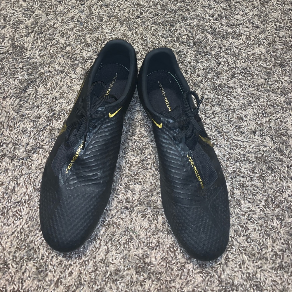 Nike Phantom Venom Cleats